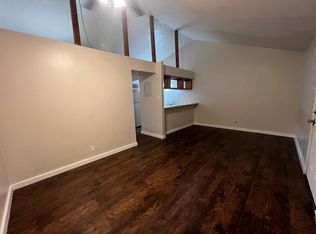 420 E Evergreen St APT 9, San Antonio, TX 78212