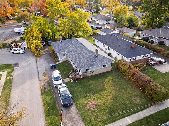 5th image of 1731-1733 Carolyn Ave
