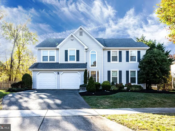 14200 Platinum Dr, Gaithersburg, MD 20878