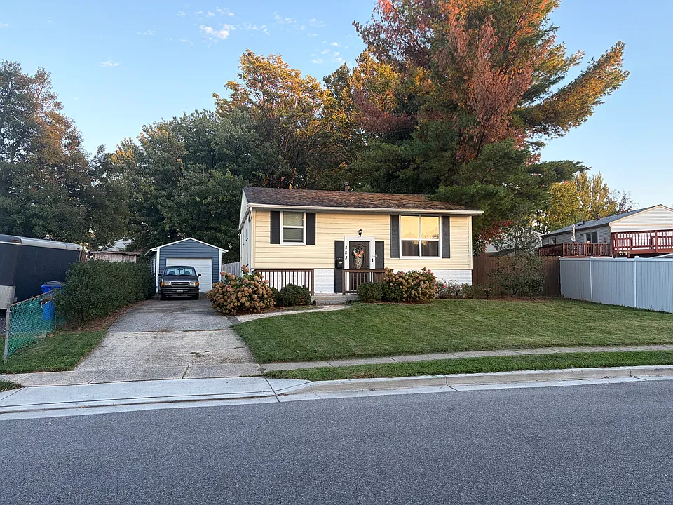 383 Catoctin Ave