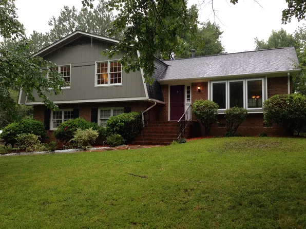 2015 Knell Dr, Charlotte, NC 28212