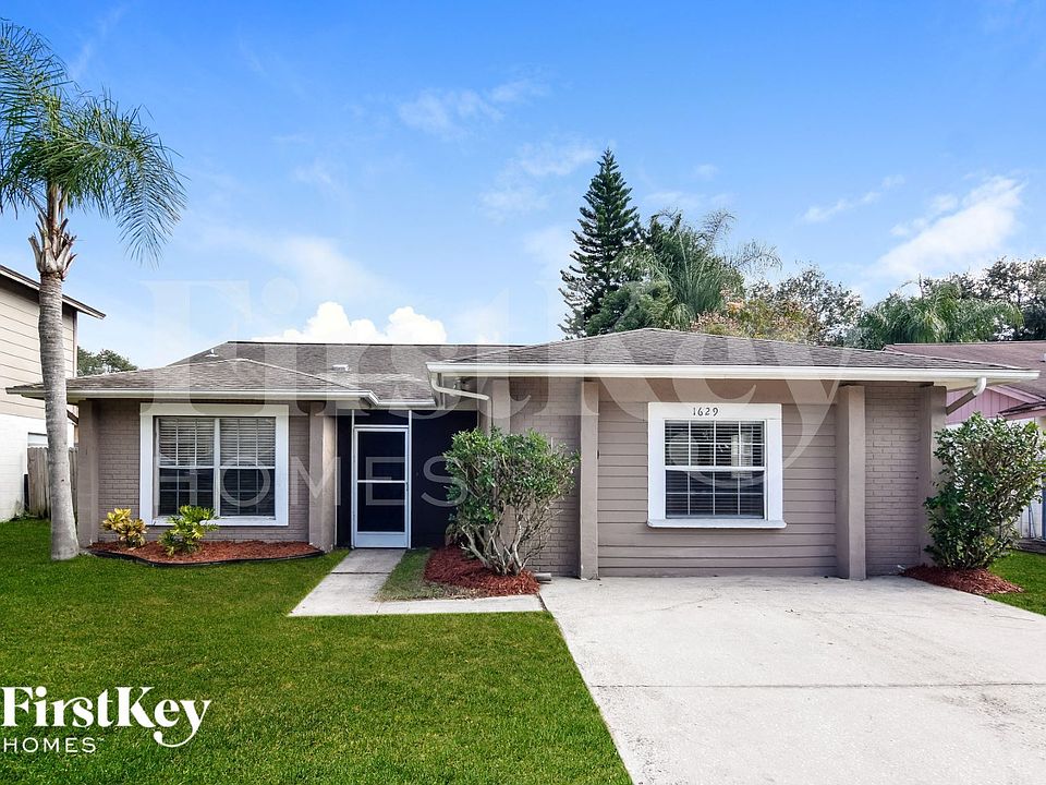 1st image of 1629 Palm Leaf Dr