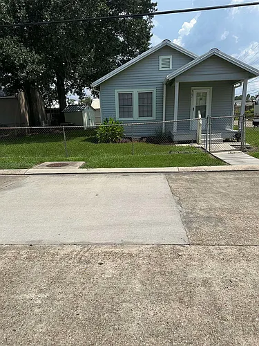 302 Palm Ave Photo 1