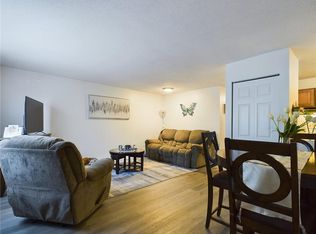 21 Apache Dr #F, Westerly, RI 02891