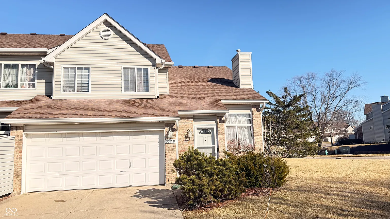 939 Prestwick Pl APT D photo 1