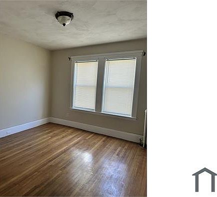 3rd image of 93 Columbia Rd #1