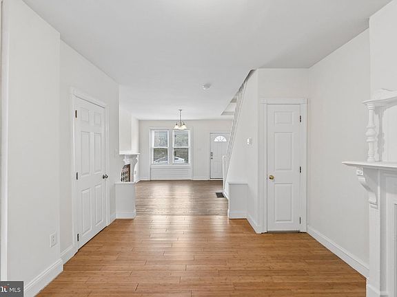 4th image of 406 N 42nd St