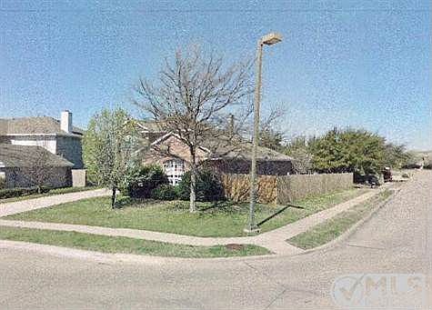2nd image of 706 Westwind Dr