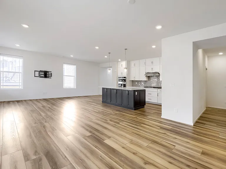 17214 W 94th Ave — Photo 9