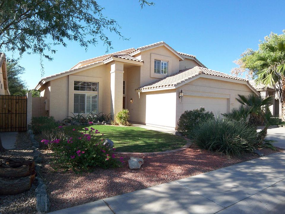1st image of 1325 W Thunderhill Dr