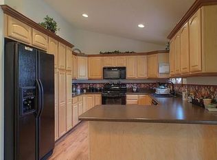 N3366 Daisy Dr, La Crosse, WI 54601