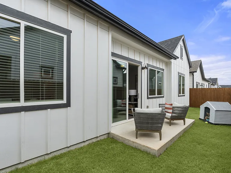 Avilla Rio Oaks — Photo 24