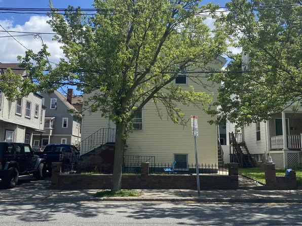 163 College Ave #B, Somerville, MA 02144