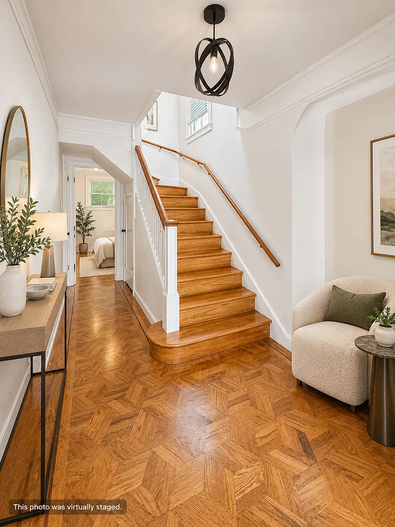 # Bright 1-Bedroom with Garage & Central Heat in the Richmond — Photo 1