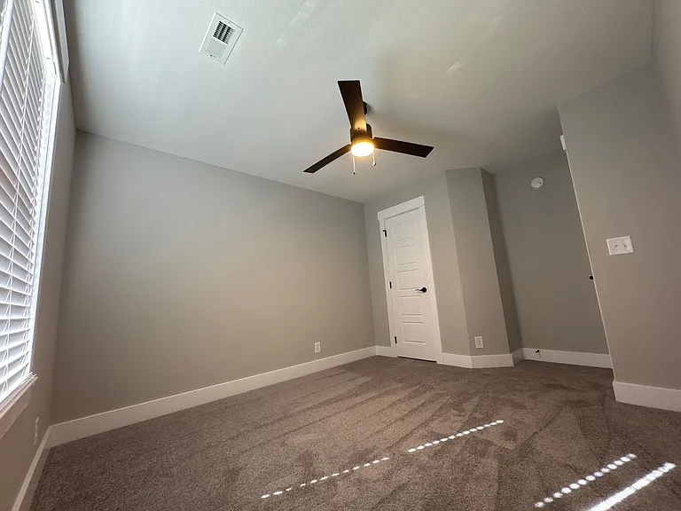 508 Jonathan Wade Cir — Photo 18
