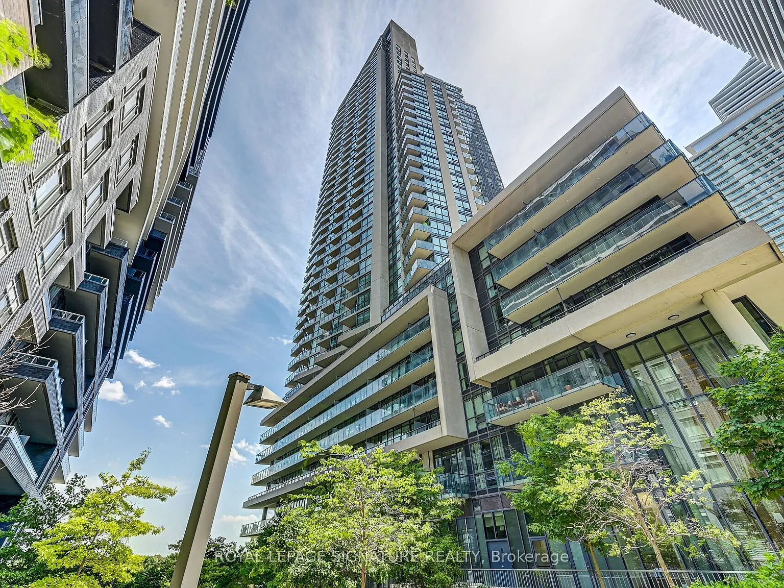 3 bed, $3,000 — Photo 2