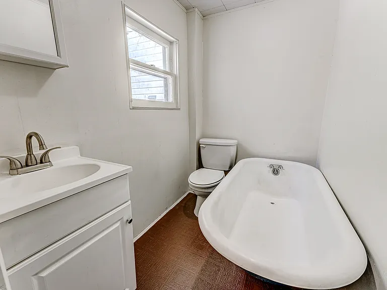 975 Dorsey Ave — Photo 28