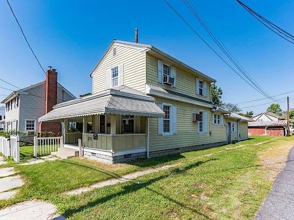 2nd image of 216 Harrington St