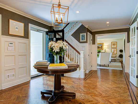 4th image of 142 Dorchester Way