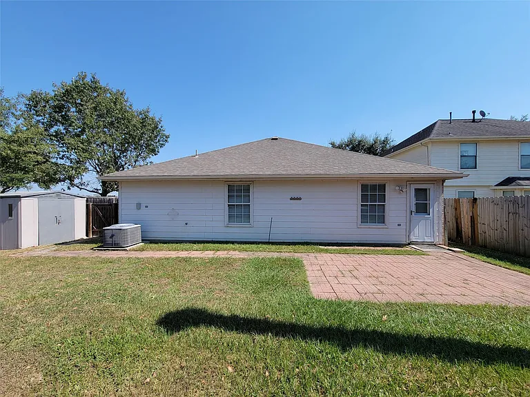 9319 Knockomie Ct — Photo 34