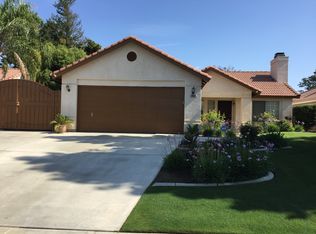 10804 Sunset Canyon Dr, Bakersfield, CA 93311