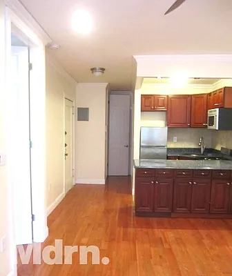 Rented by Mdrn Residential | media 4