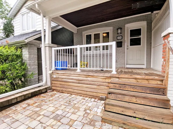 258 Kenilworth Ave #2, Toronto, ON M4L 3S8