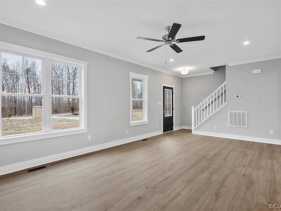 4th image of 20880 Scarlet Oak Dr