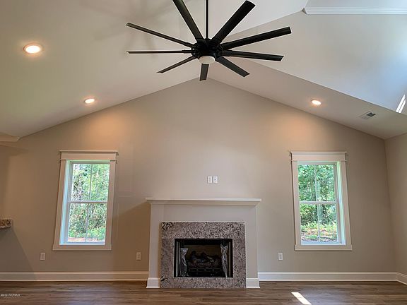 5th image of 4080 Country Garden Lane