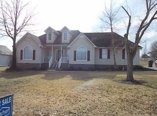 22 Valley Creek Dr, Cartersville, GA 30120
