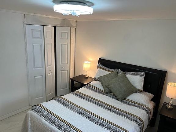 5th image of 1735 Timocuan Way #1