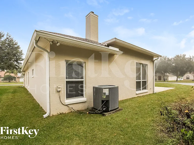 1850 Beth Ct — Photo 15