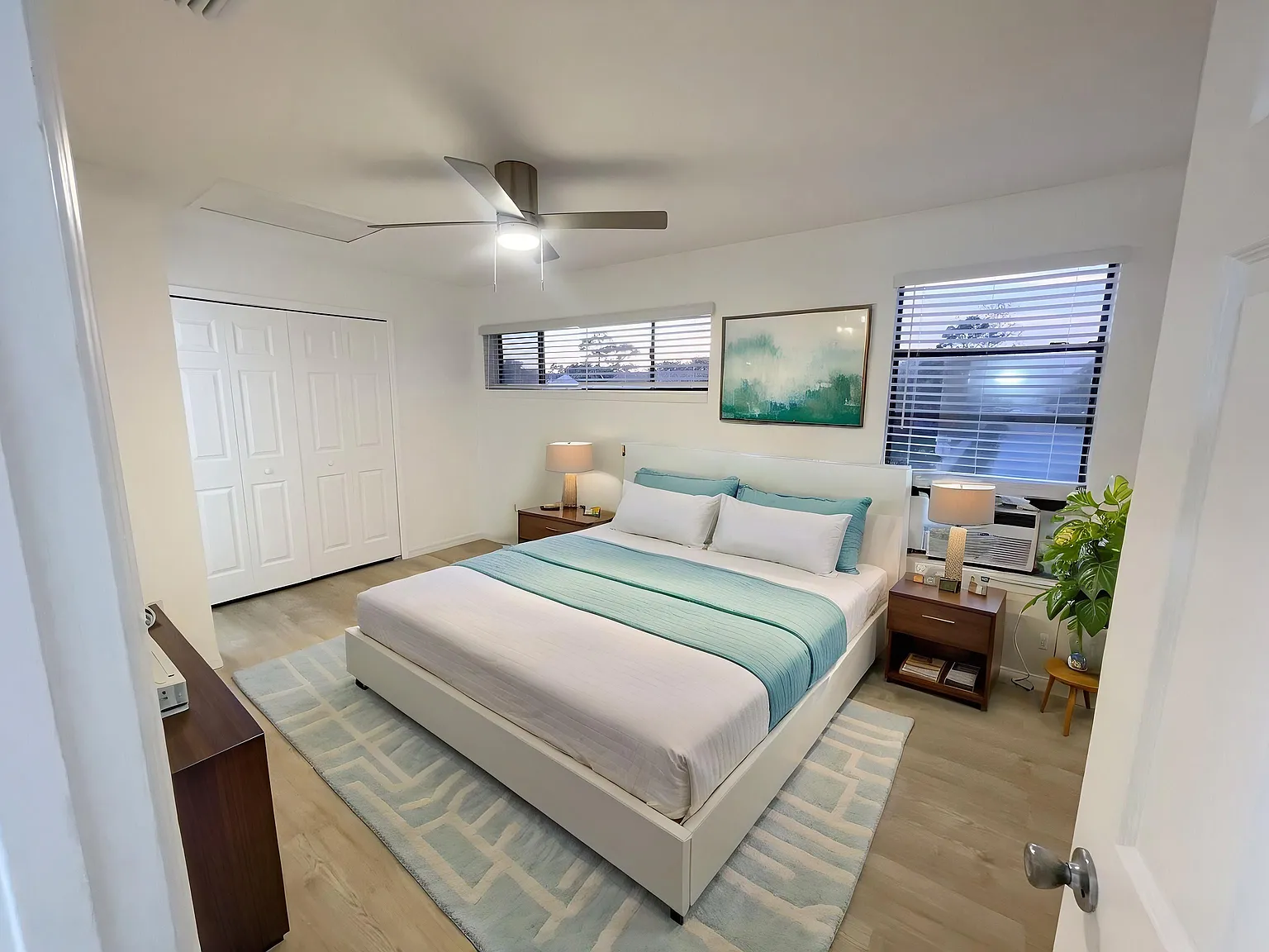2 bed, 1087 sqft, $1,700 — Photo 4