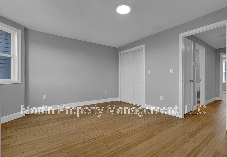 690 Dorchester Ave — Photo 11