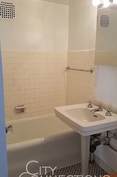 5 Tudor City Pl #222 — Photo 5