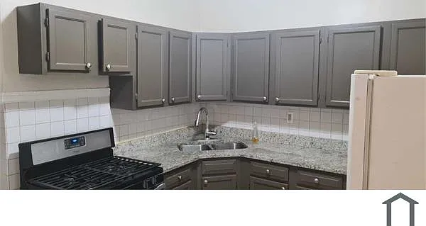 5947 S Justine St #1 — Photo 7