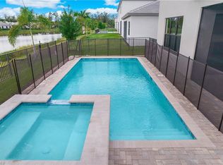 12794 Woodbury Dr, Estero, FL 33928