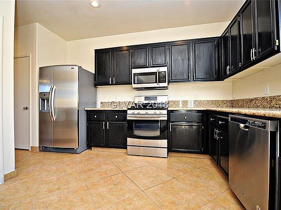 4th image of 10552 Calico Pines Ave
