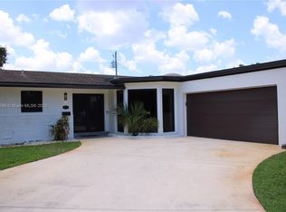1408 E Hawthorne Cir, Hollywood, FL 33021
