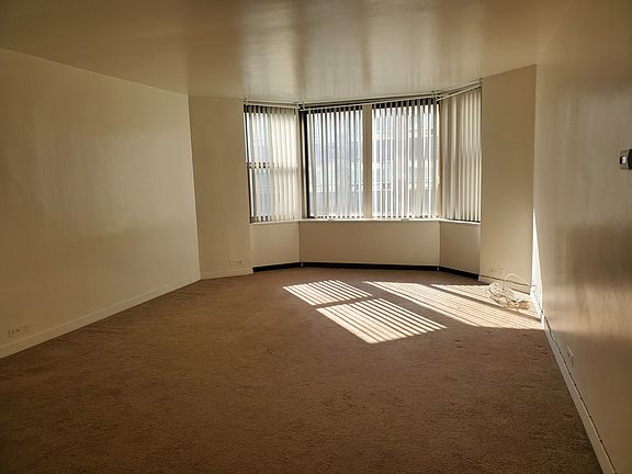 3rd image of 535 N Michigan Ave APT 2103