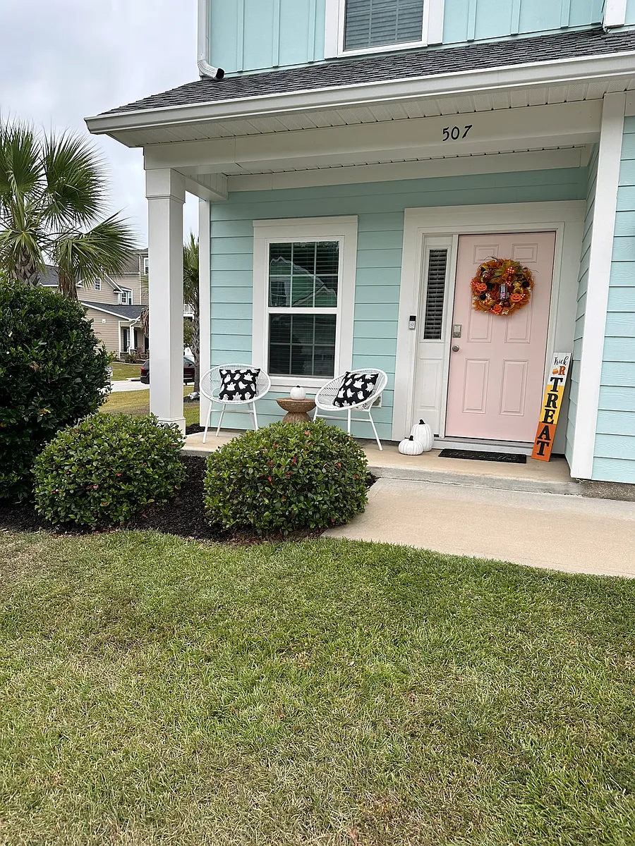 Front Porch - 507 Pinnacle Ln