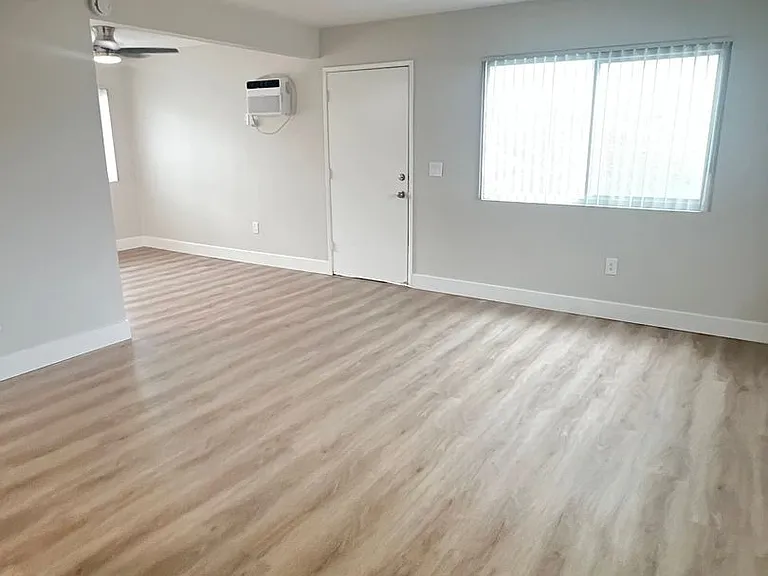 Upstairs 2 Bed 1 Bath in La Habra, Fully Renovated! 1 Car Garage Included! — Photo 15