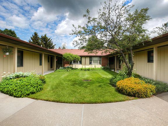 2nd image of 254 Bona Vista Dr NW #99