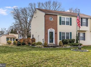 7957 Oakwood Rd, Glen Burnie, MD 21061