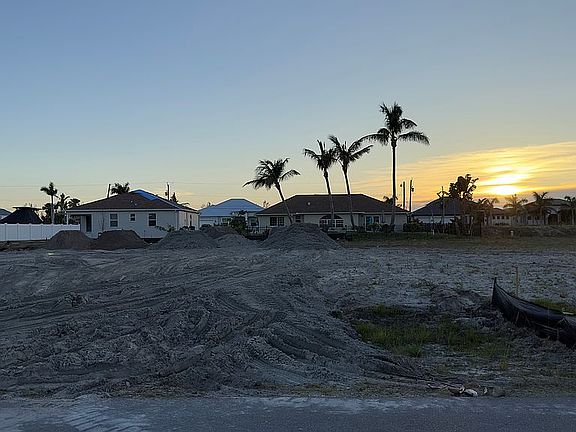 5th image of 16 NW 38th Ave