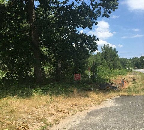 4th image of 2492 Highway 53 E