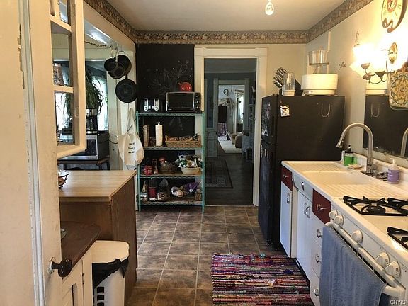 4th image of 20 South St
