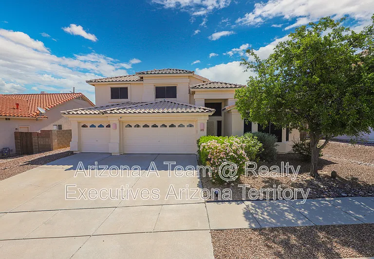 831 S Rincon Rising Rd — Photo 40