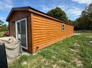 1900 Burns Rd, Smiths Creek, MI 48074