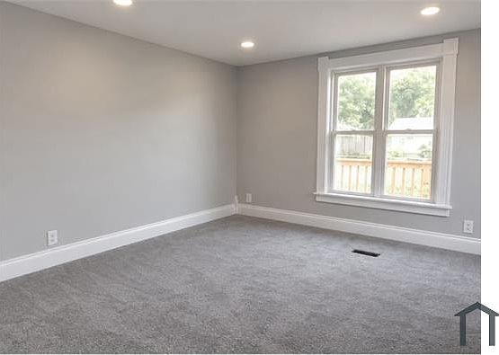 5th image of 1413 11th St #2